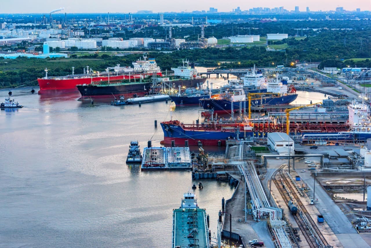 Houston longshore and harbor injury attorney Hogan Leatherwood